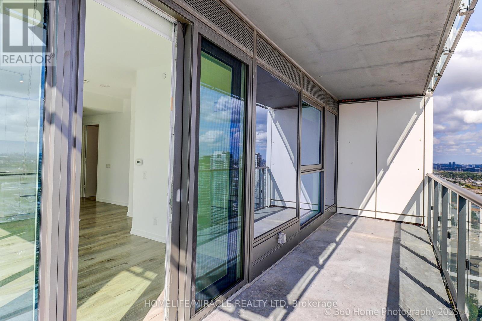 Photo 20 of 4202 7890 Jane Street, Vaughan ON