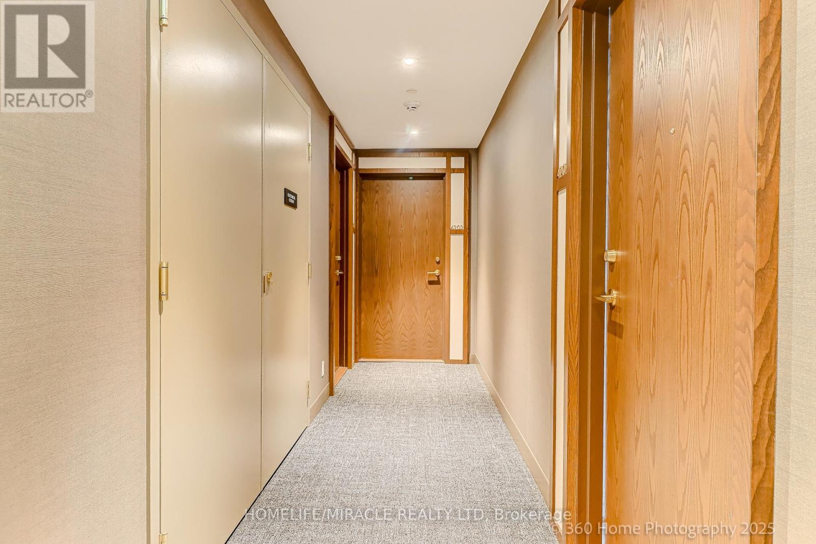 Photo 23 of 4202 7890 Jane Street, Vaughan ON