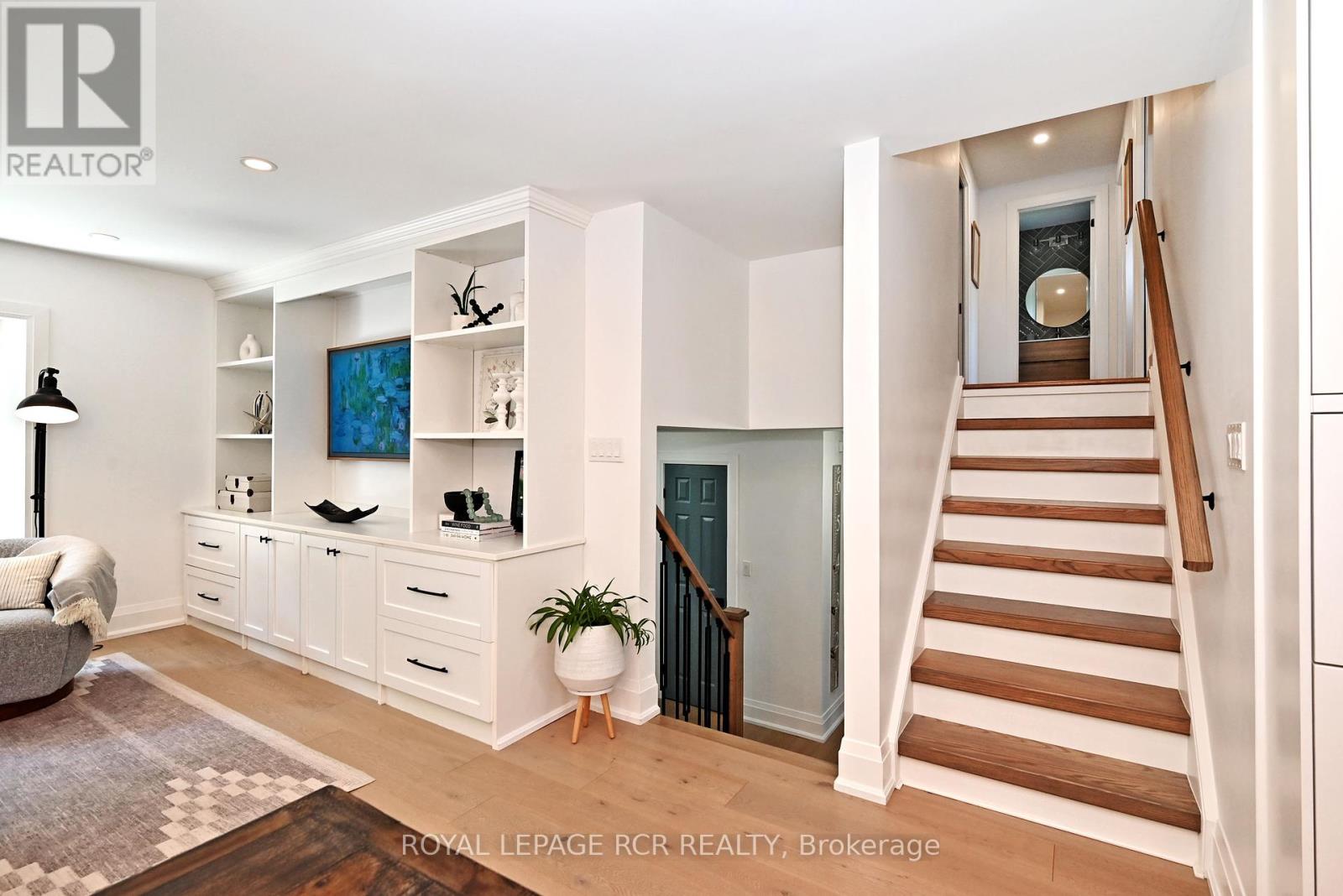 Photo 18 of 91 Spruce Street, Aurora ON