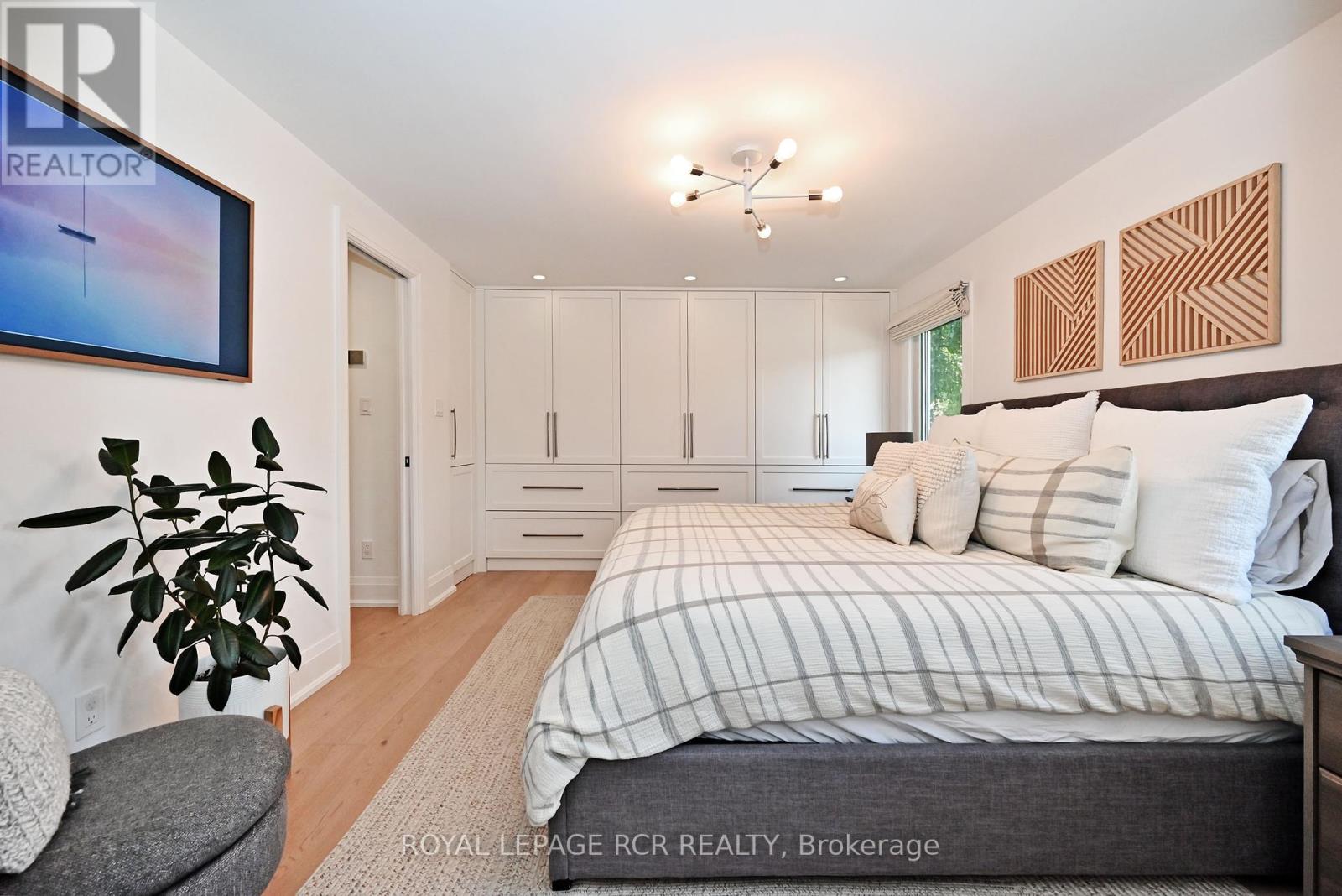 Photo 22 of 91 Spruce Street, Aurora ON
