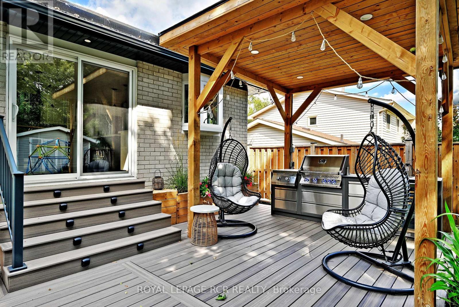 Photo 47 of 91 Spruce Street, Aurora ON