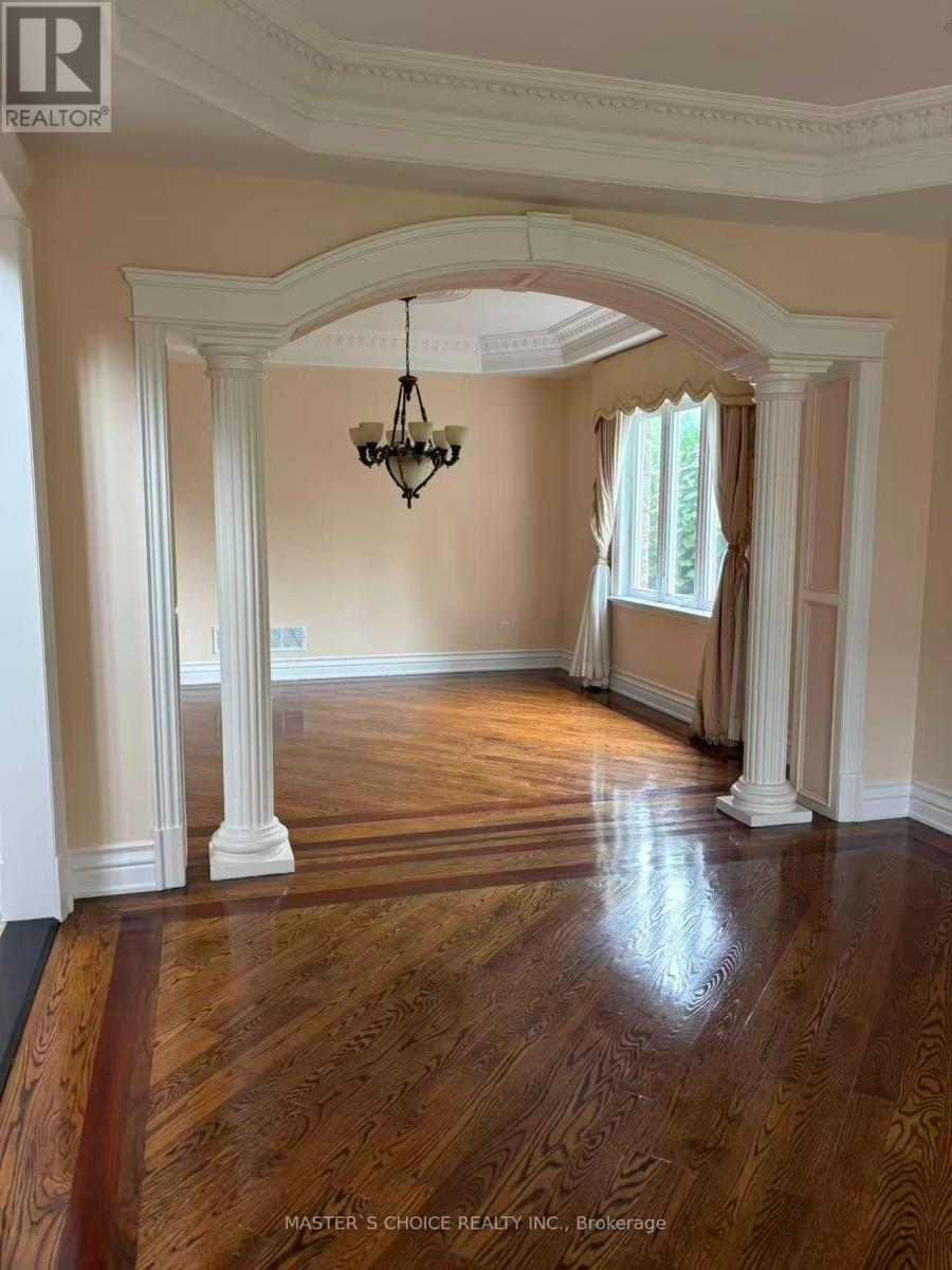 Photo 10 of 177 Duncan Road, Richmond Hill ON