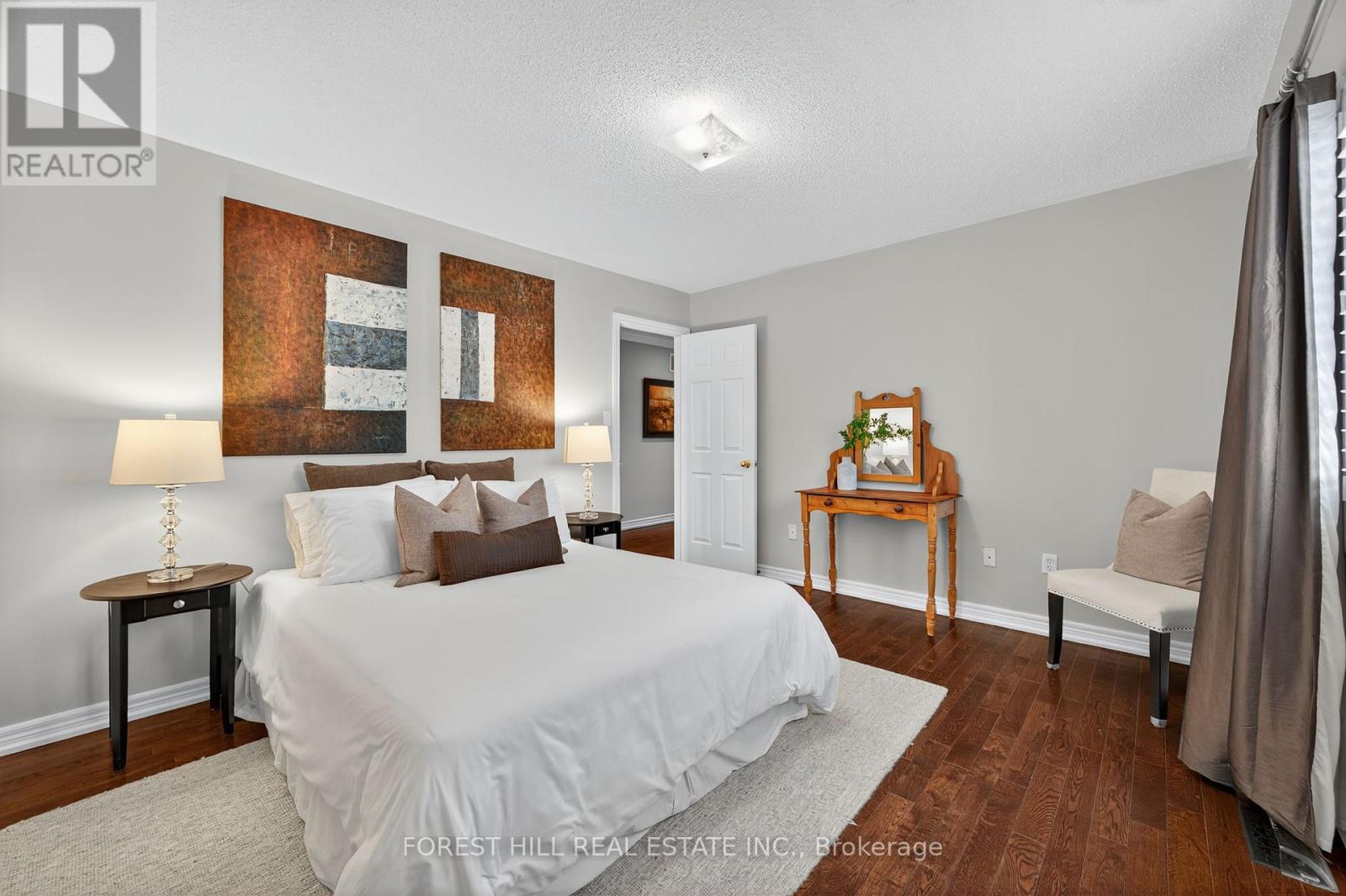 Photo 27 of 271 Autumn Hill Boulevard, Vaughan ON