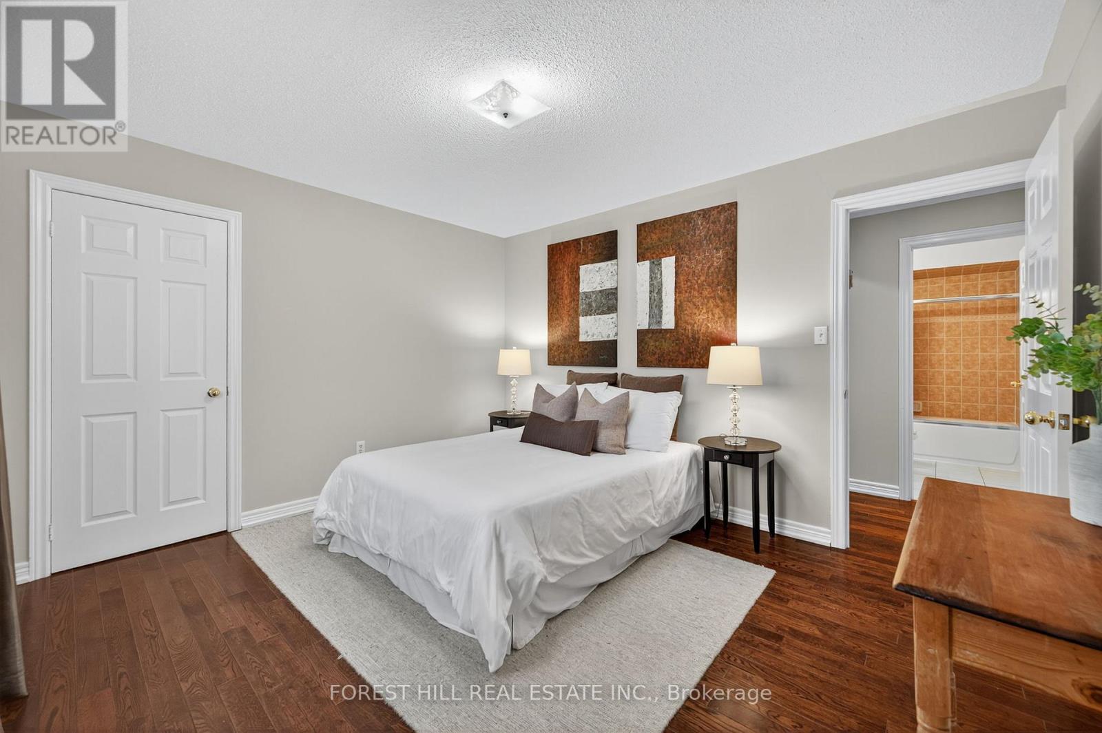 Photo 28 of 271 Autumn Hill Boulevard, Vaughan ON