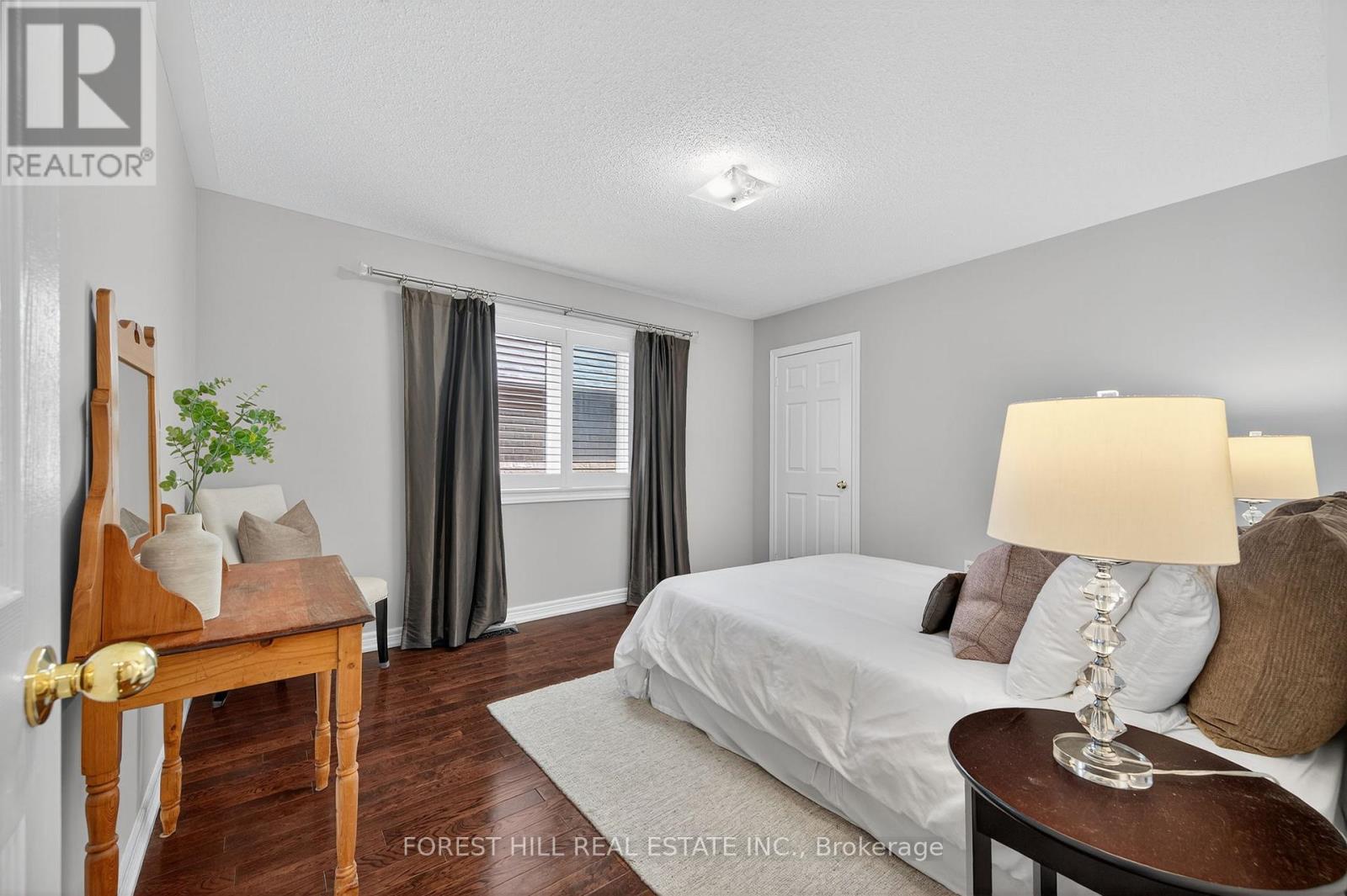 Photo 29 of 271 Autumn Hill Boulevard, Vaughan ON