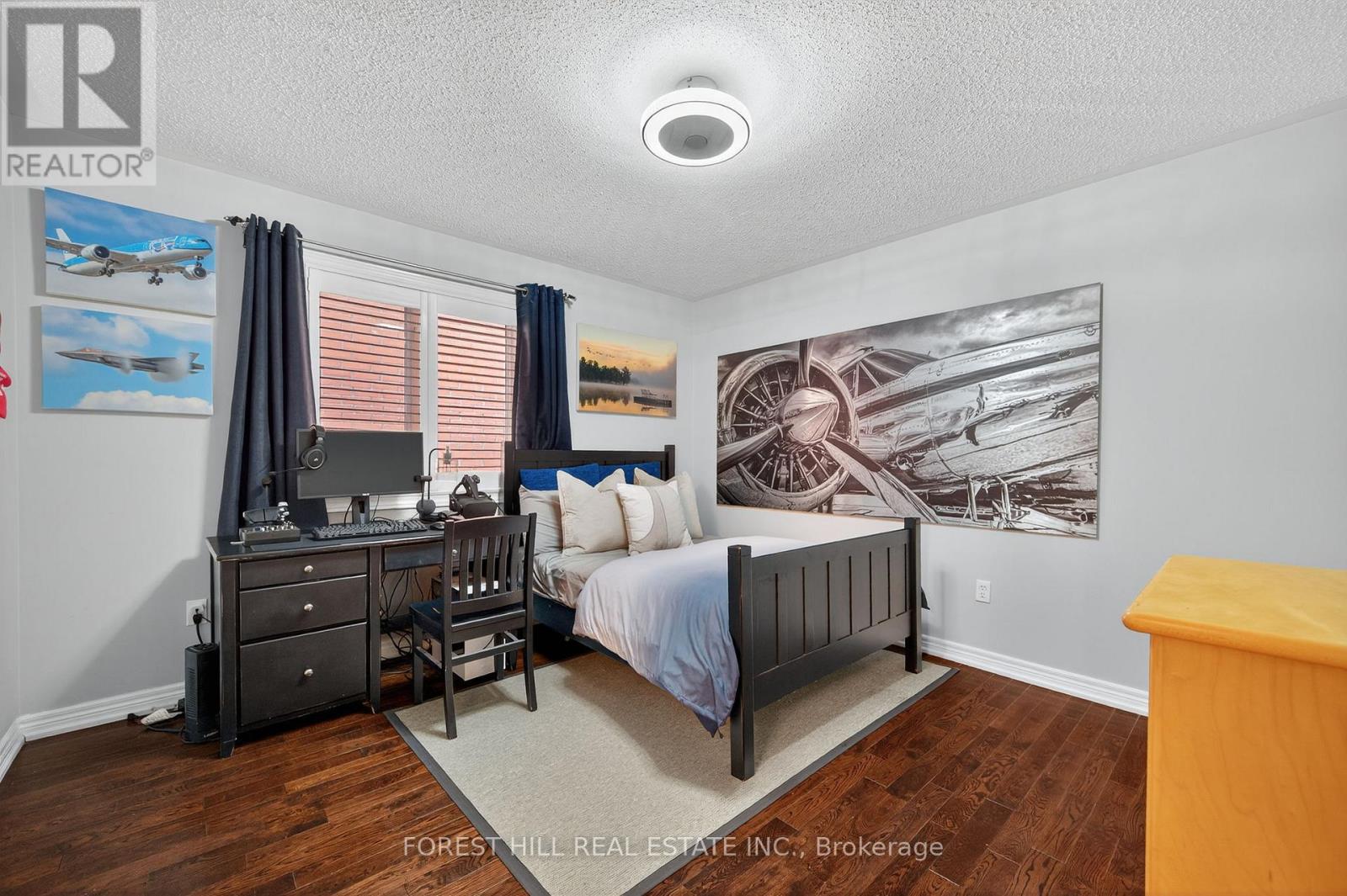 Photo 30 of 271 Autumn Hill Boulevard, Vaughan ON