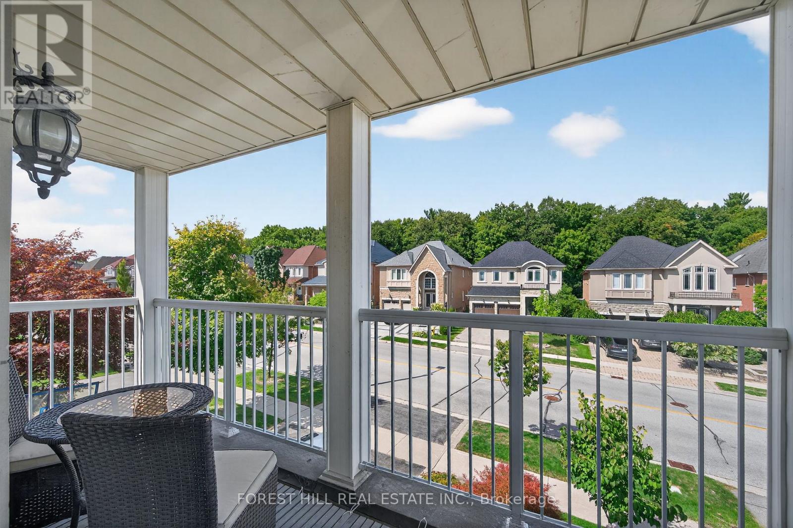 Photo 33 of 271 Autumn Hill Boulevard, Vaughan ON