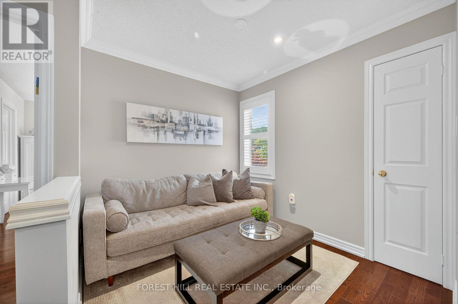 Photo 34 of 271 Autumn Hill Boulevard, Vaughan ON