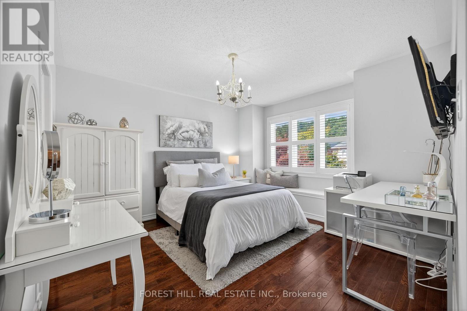 Photo 36 of 271 Autumn Hill Boulevard, Vaughan ON