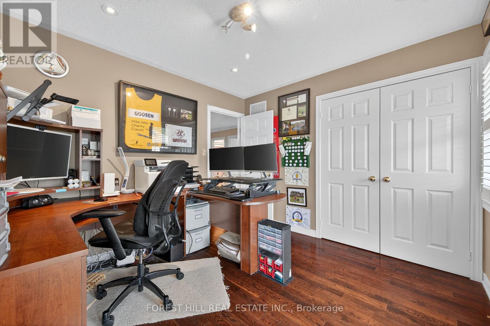 Photo 37 of 271 Autumn Hill Boulevard, Vaughan ON