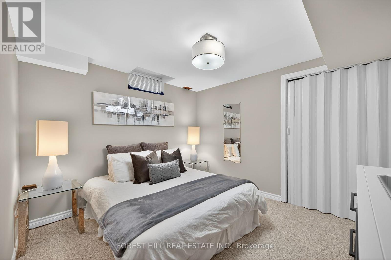 Photo 40 of 271 Autumn Hill Boulevard, Vaughan ON