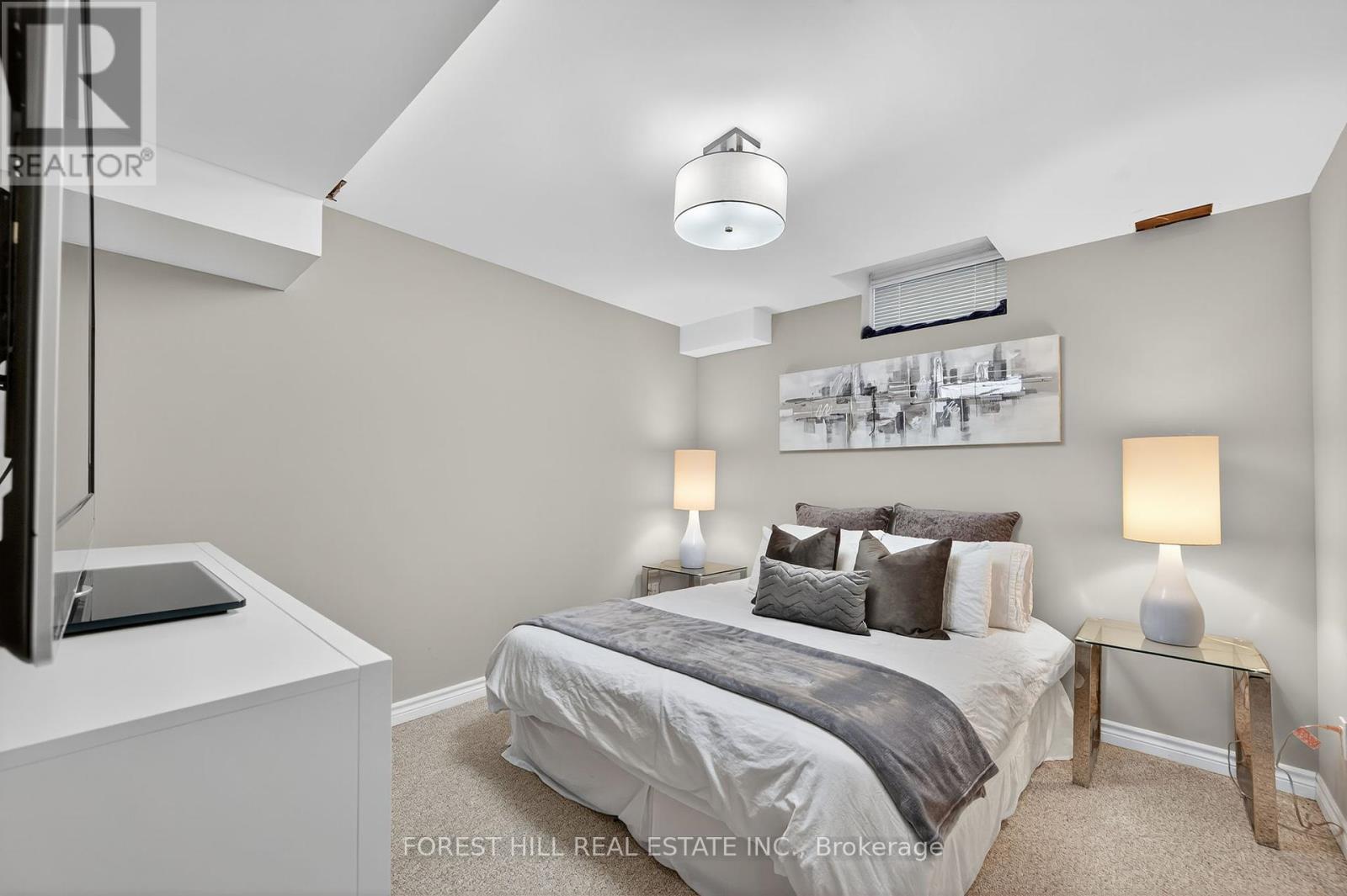 Photo 41 of 271 Autumn Hill Boulevard, Vaughan ON