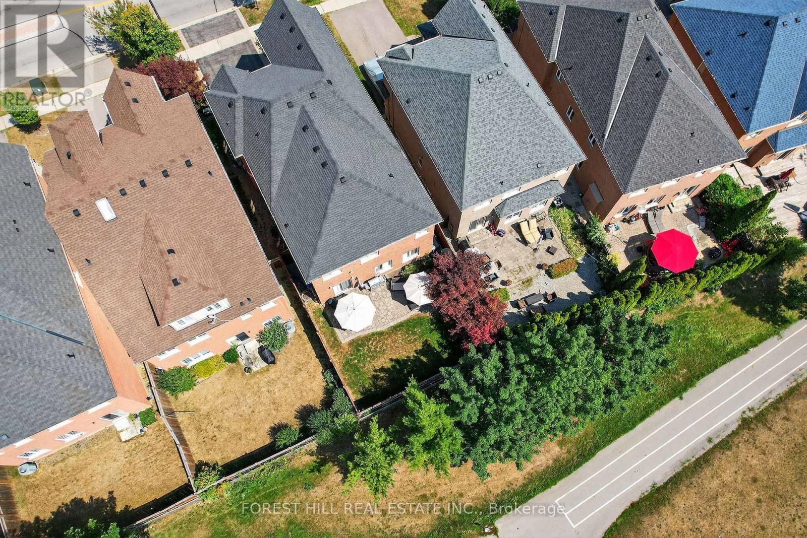 Photo 47 of 271 Autumn Hill Boulevard, Vaughan ON