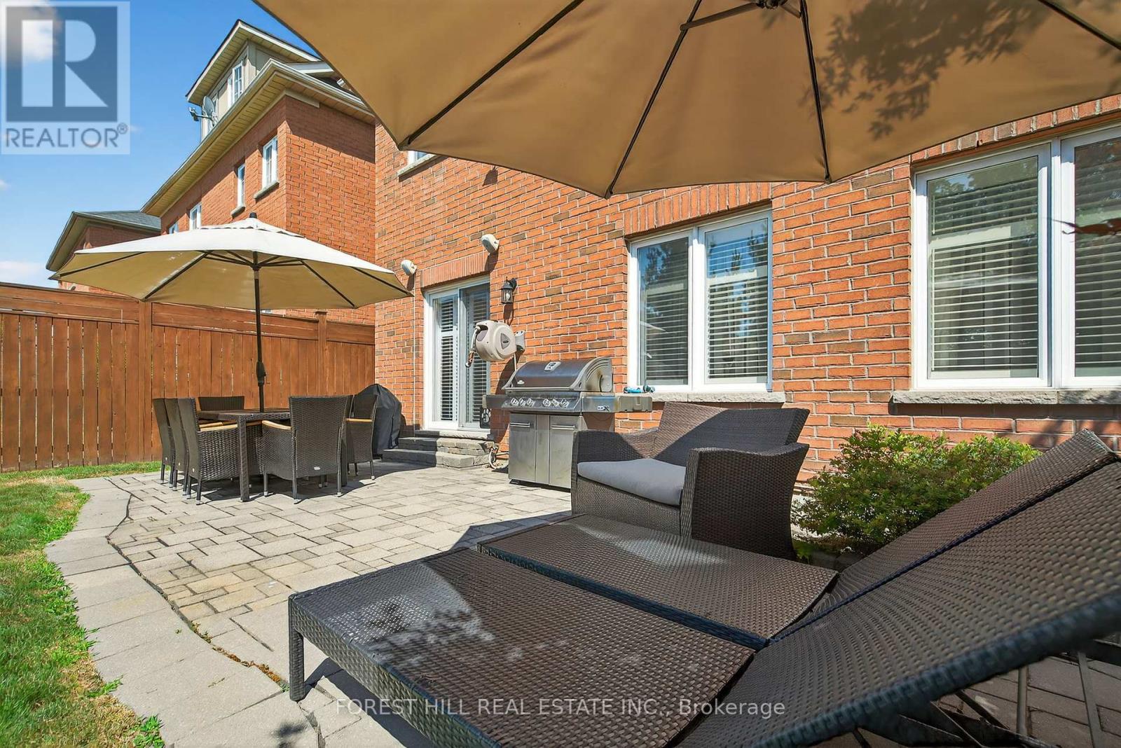 Photo 48 of 271 Autumn Hill Boulevard, Vaughan ON