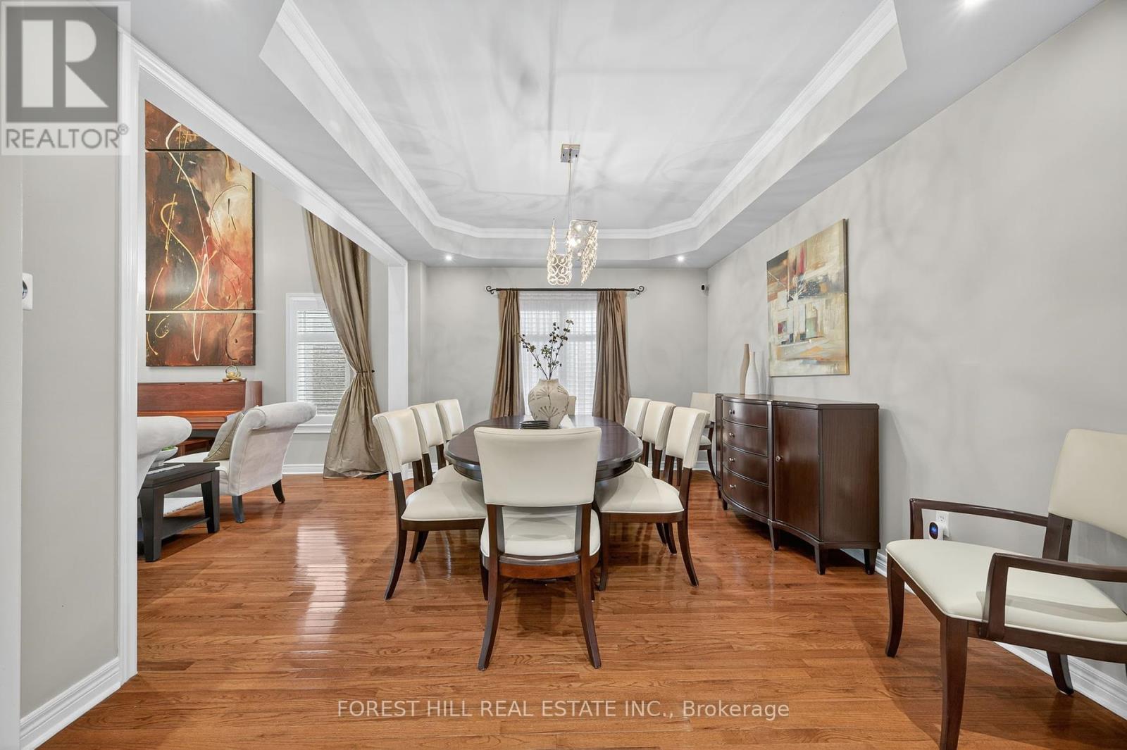 Photo 7 of 271 Autumn Hill Boulevard, Vaughan ON