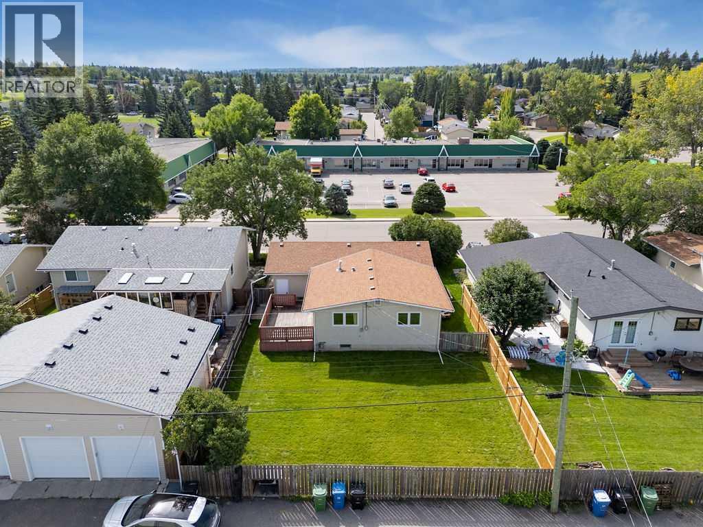 Photo 37 of 1212 Lake Sylvan Drive Se, Calgary AB