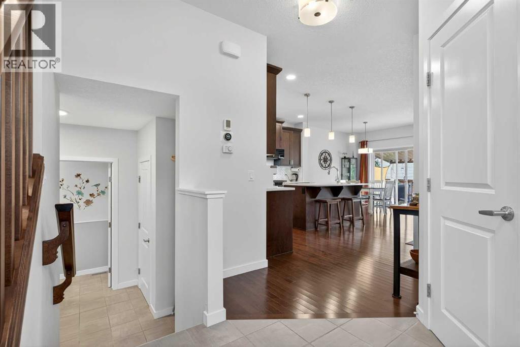 Photo 3 of 41 Walgrove Green Se, Calgary AB