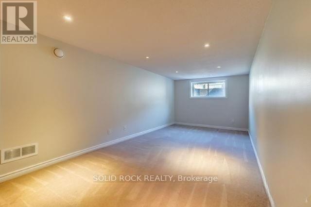 Photo 23 of 604 Tennant Way, Ottawa ON