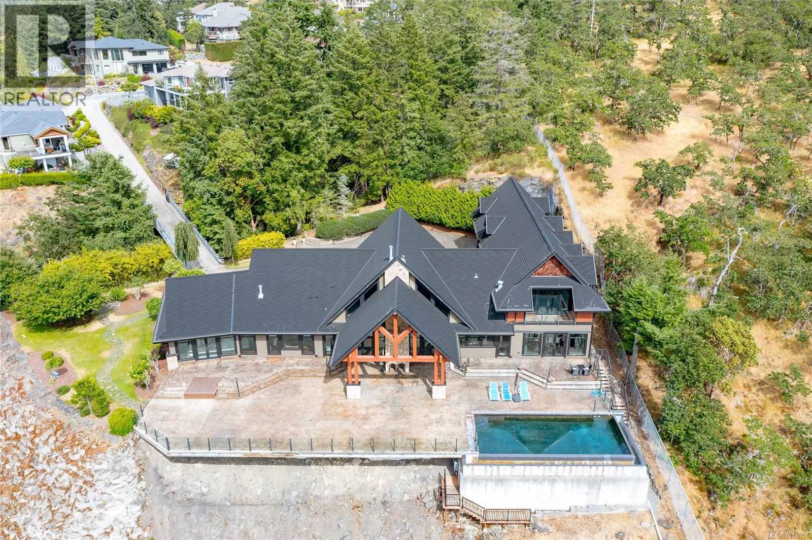 Photo 1 of 1 6222 Lower Chippewa Rd, Duncan BC