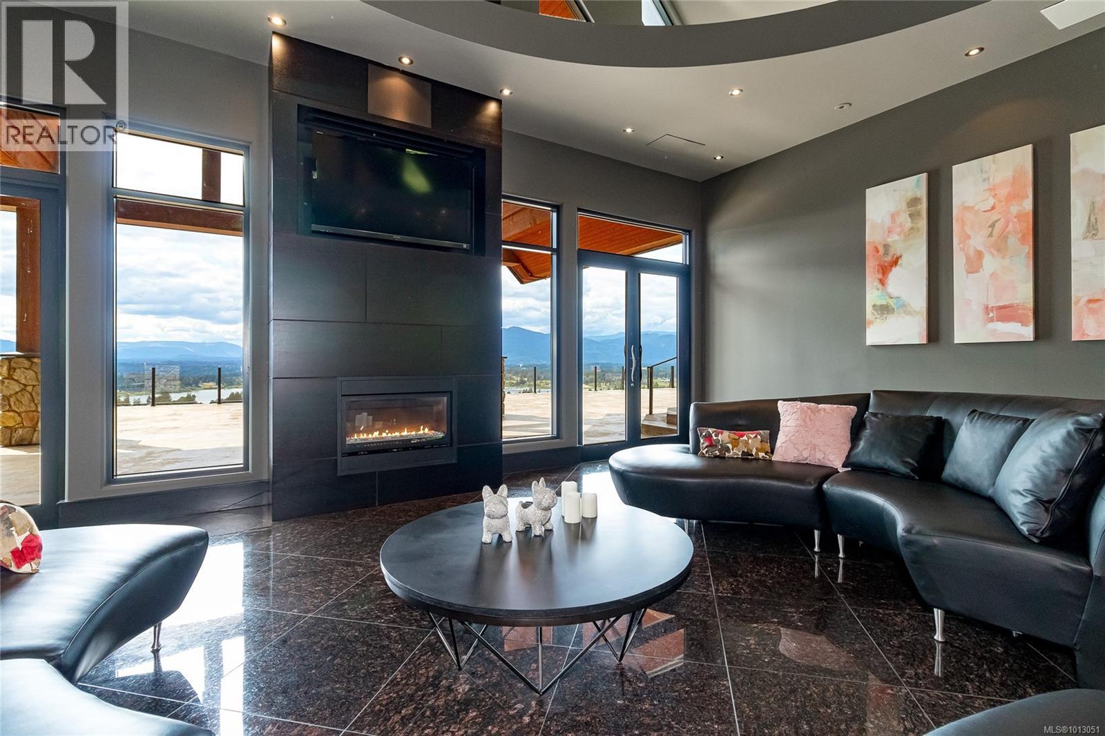 Photo 19 of 1 6222 Lower Chippewa Rd, Duncan BC