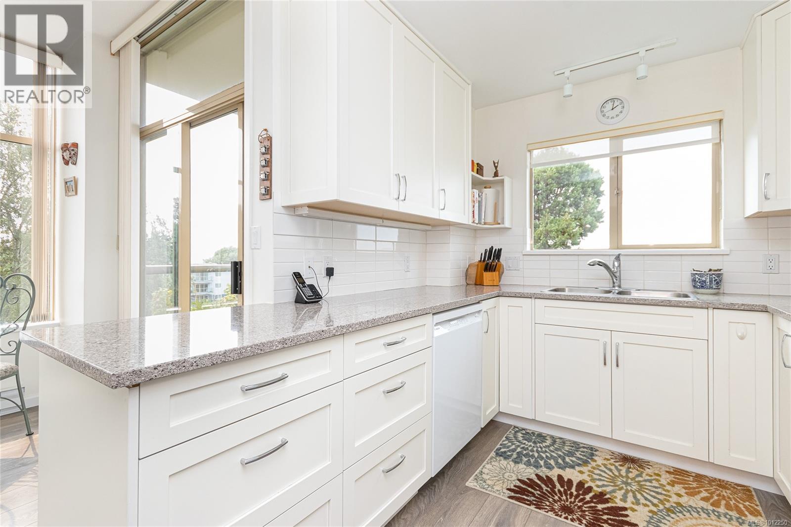 530 188 Douglas St, Victoria