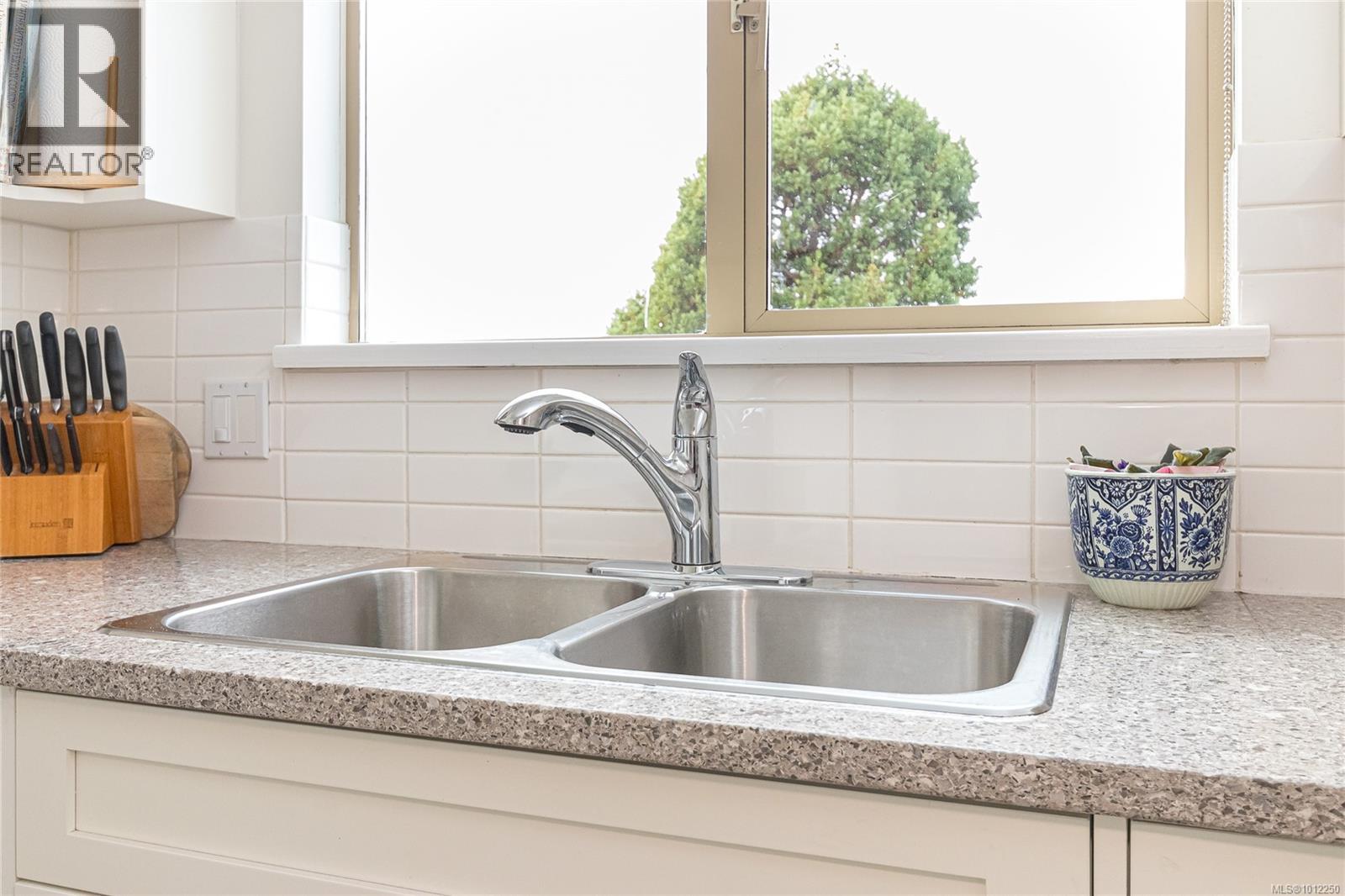 530 188 Douglas St, Victoria