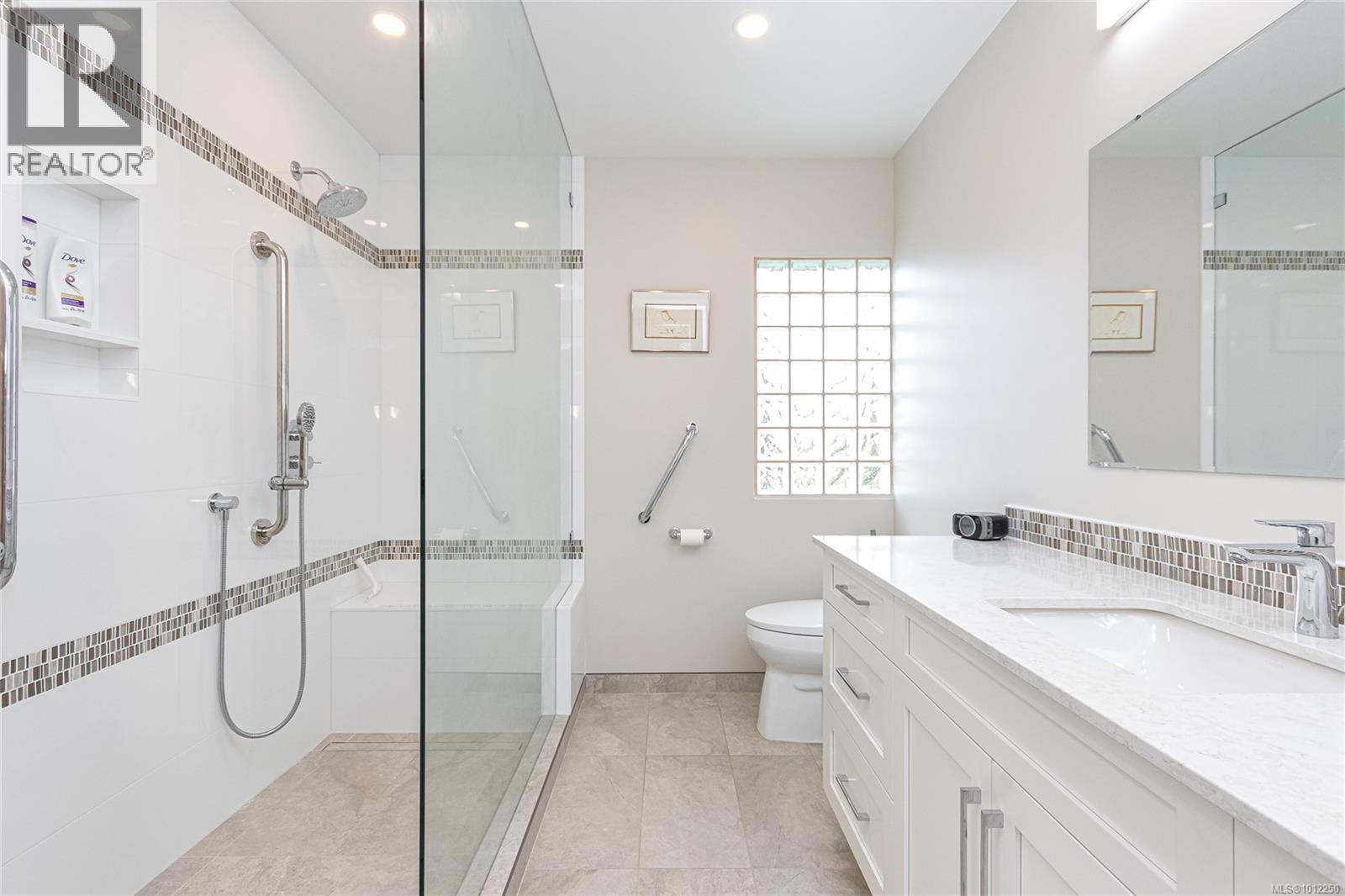 530 188 Douglas St, Victoria