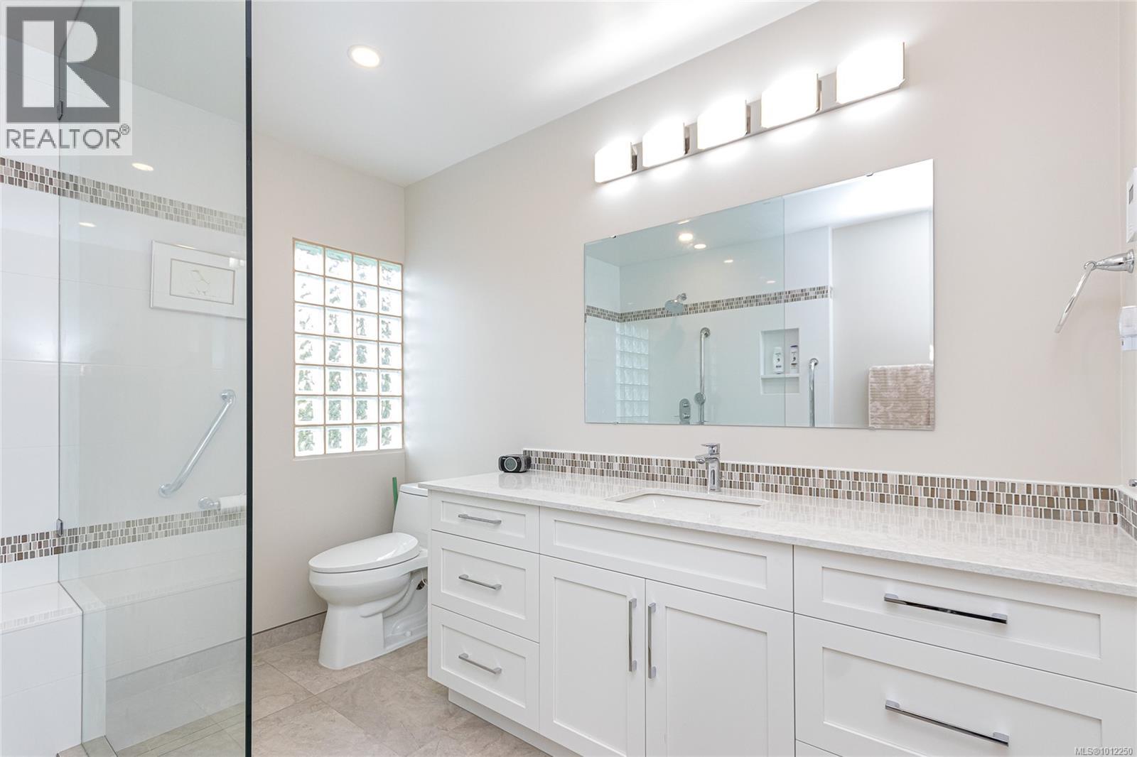 530 188 Douglas St, Victoria