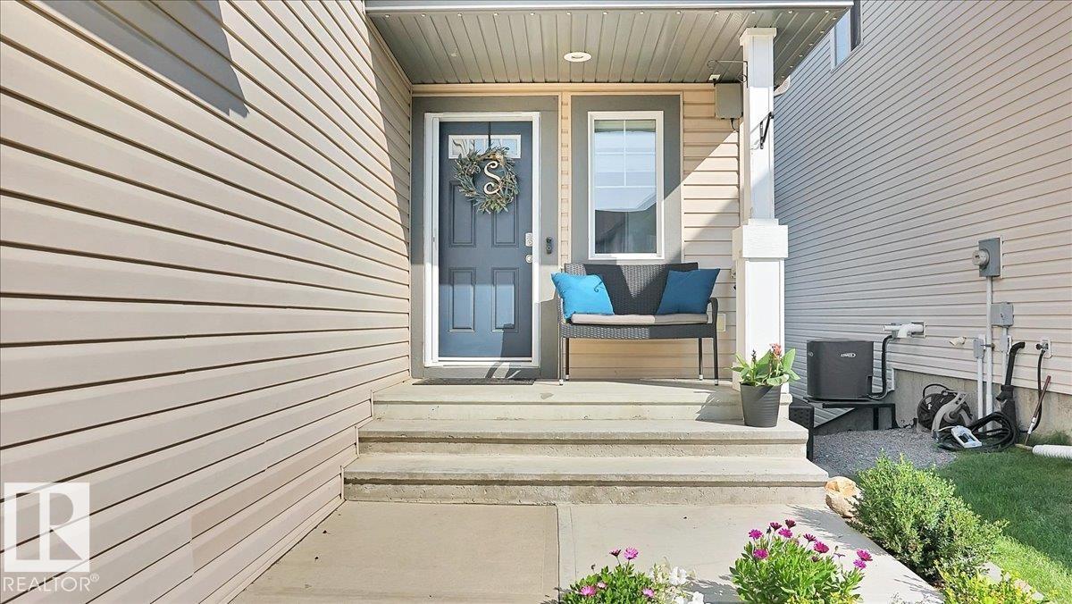 Photo 2 of 4058 Crowsnest Cr, Sherwood Park AB