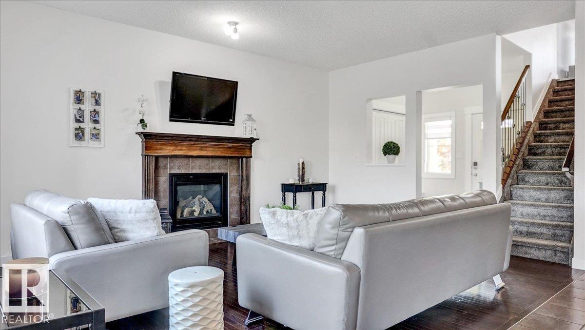 Photo 7 of 4058 Crowsnest Cr, Sherwood Park AB
