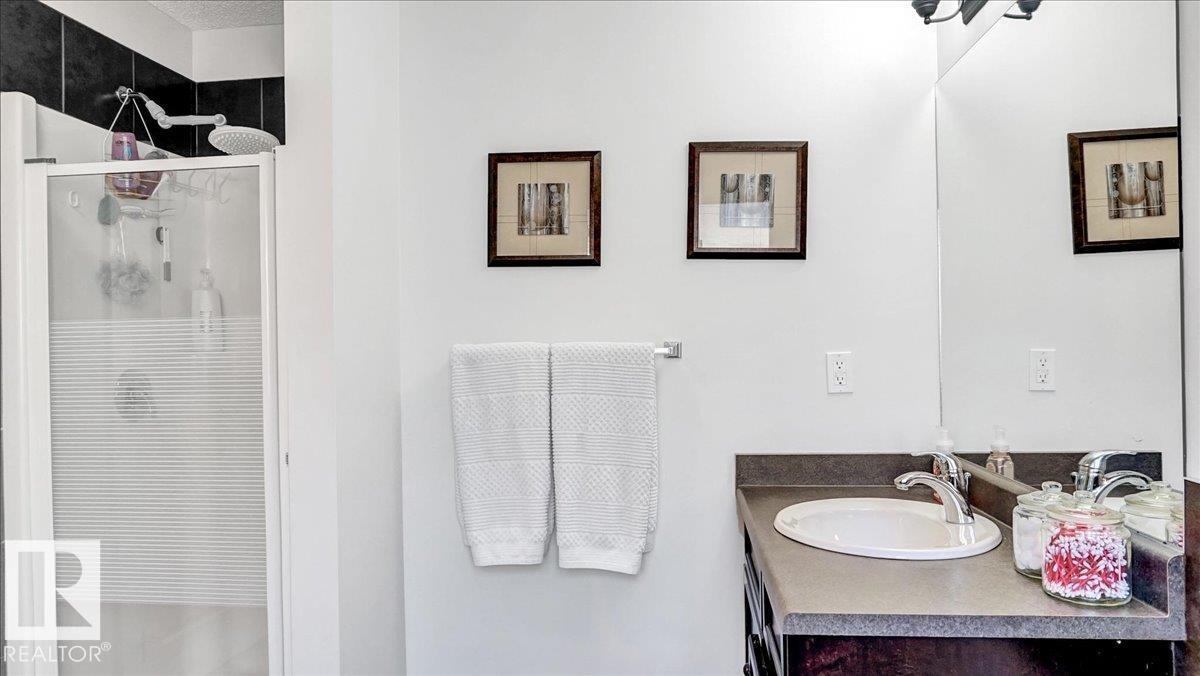 Photo 29 of 4058 Crowsnest Cr, Sherwood Park AB