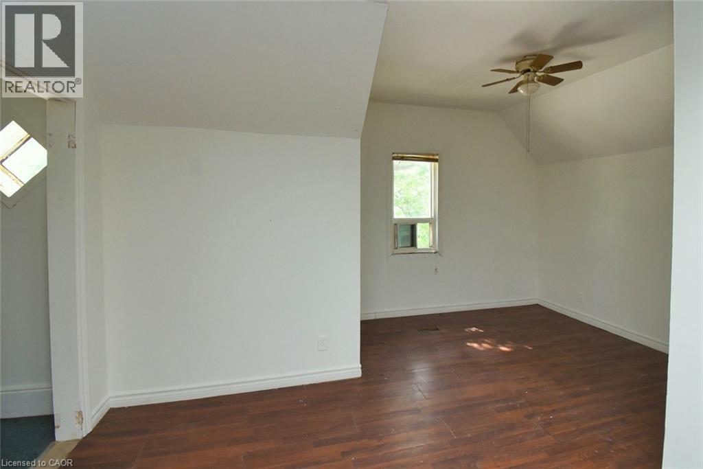 Photo 12 of 427 Cannon Street E, Hamilton ON