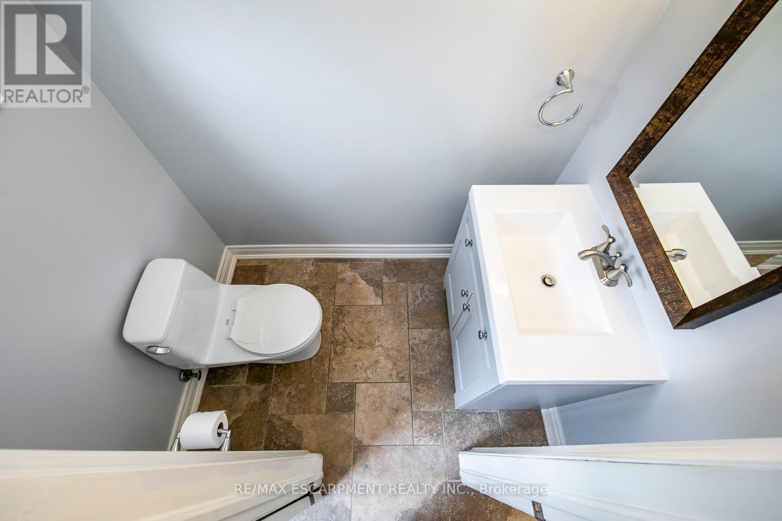 Photo 37 of 269 Camborne Crescent, Burlington ON