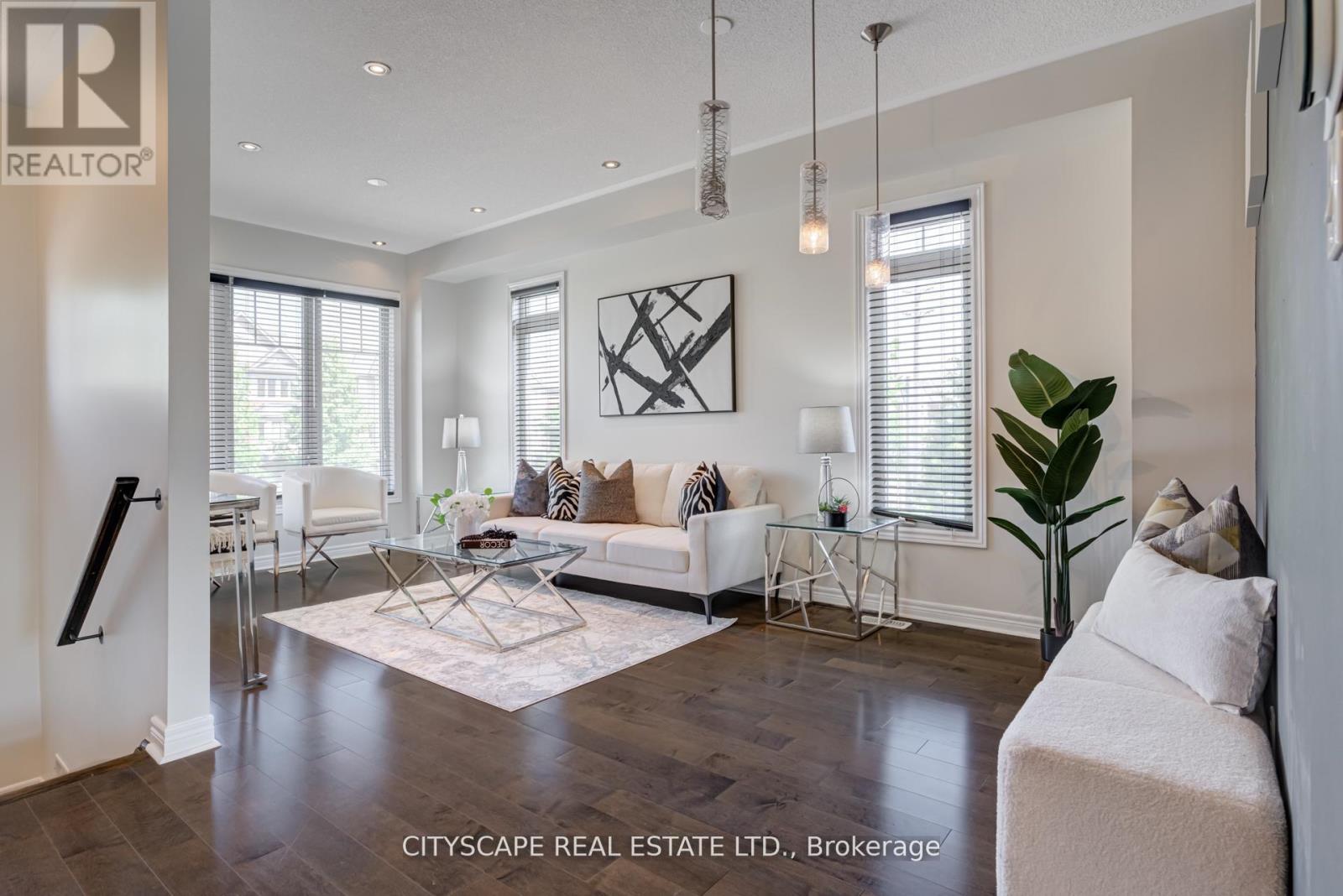 Photo 12 of 1 3380 Thomas Street, Mississauga ON