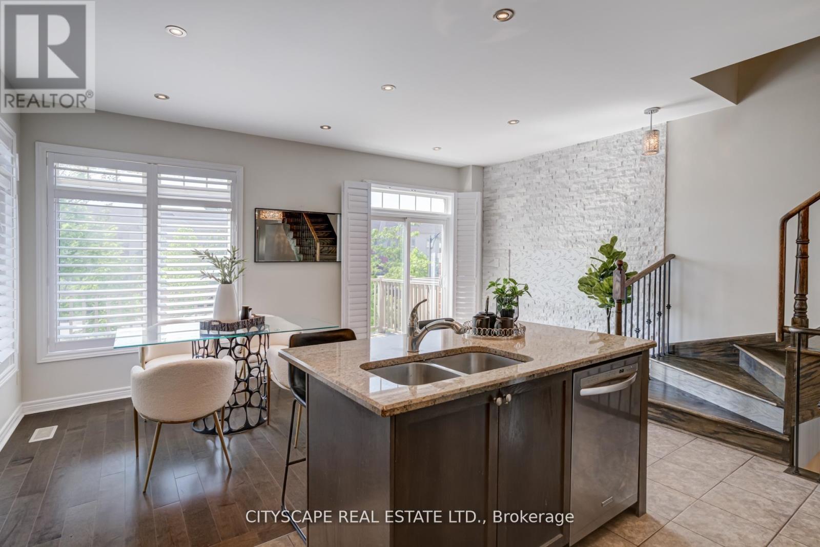 Photo 21 of 1 3380 Thomas Street, Mississauga ON