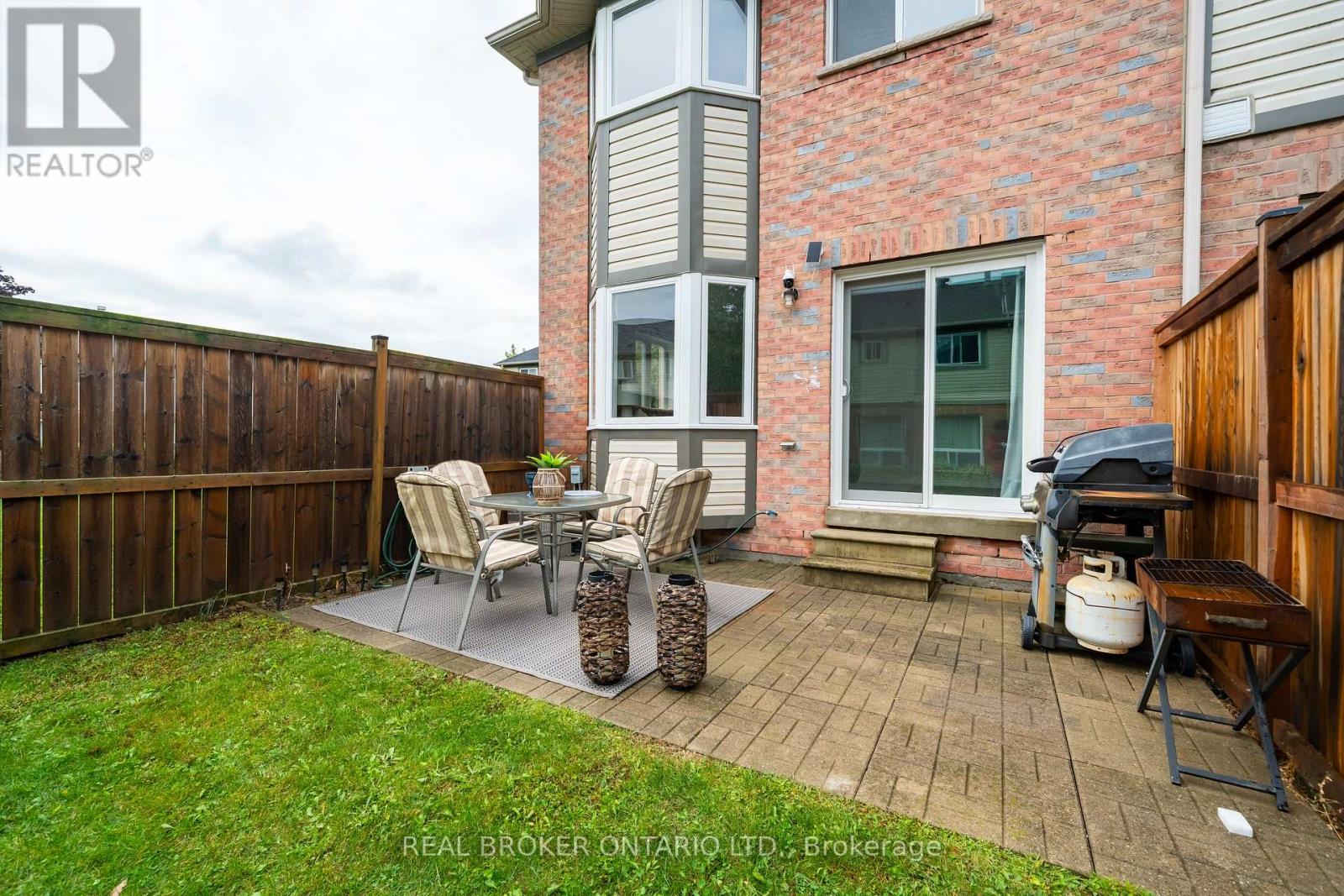 Photo 32 of 36 5255 Guildwood Way, Mississauga ON