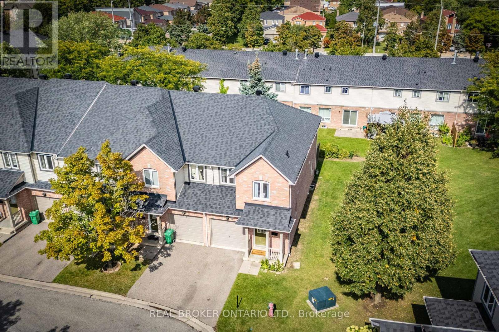 Photo 35 of 36 5255 Guildwood Way, Mississauga ON