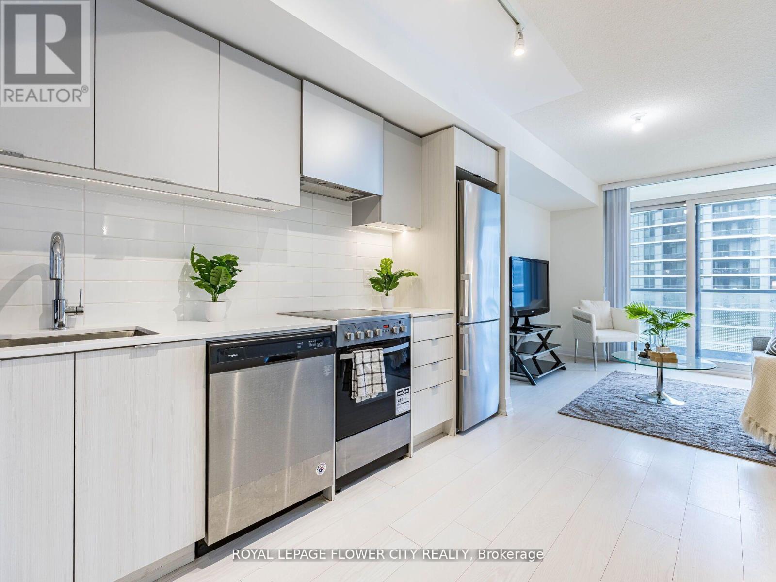 Photo 22 of 2804 30 Gibbs Road, Toronto ON