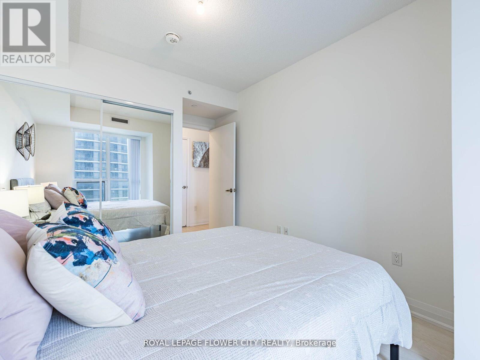 Photo 24 of 2804 30 Gibbs Road, Toronto ON