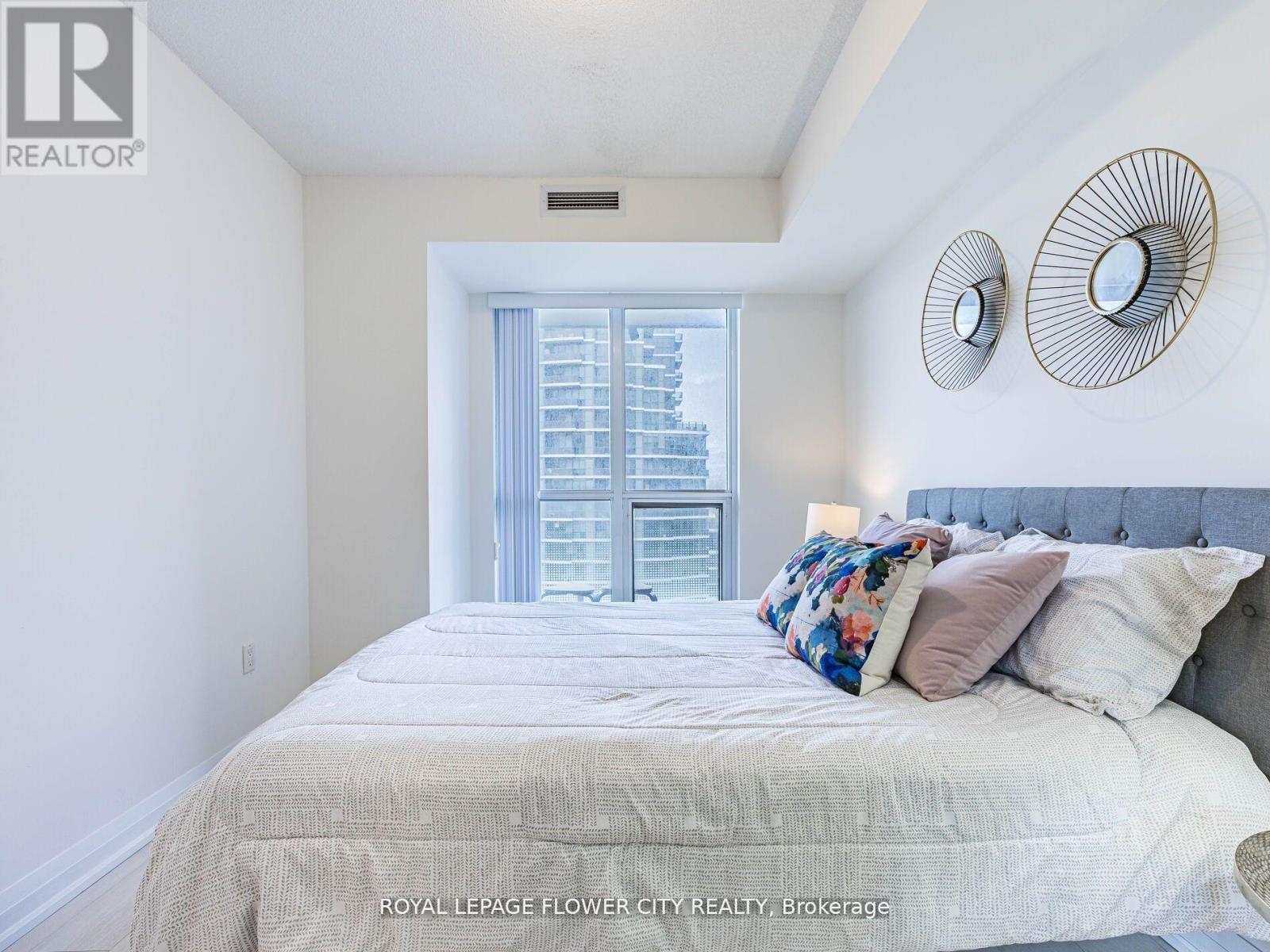 Photo 27 of 2804 30 Gibbs Road, Toronto ON