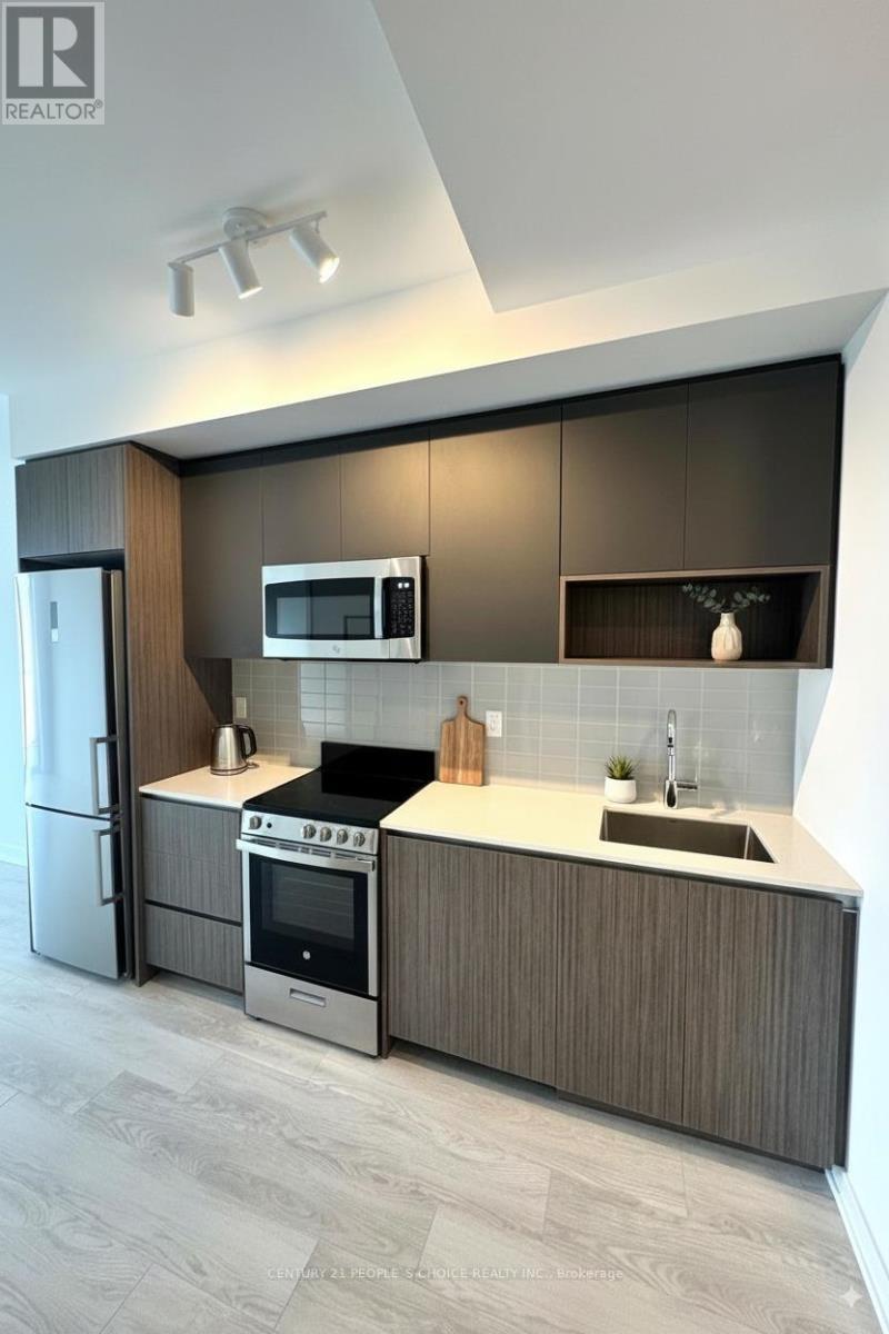 Photo 4 of 202 801 The Queensway, Toronto ON
