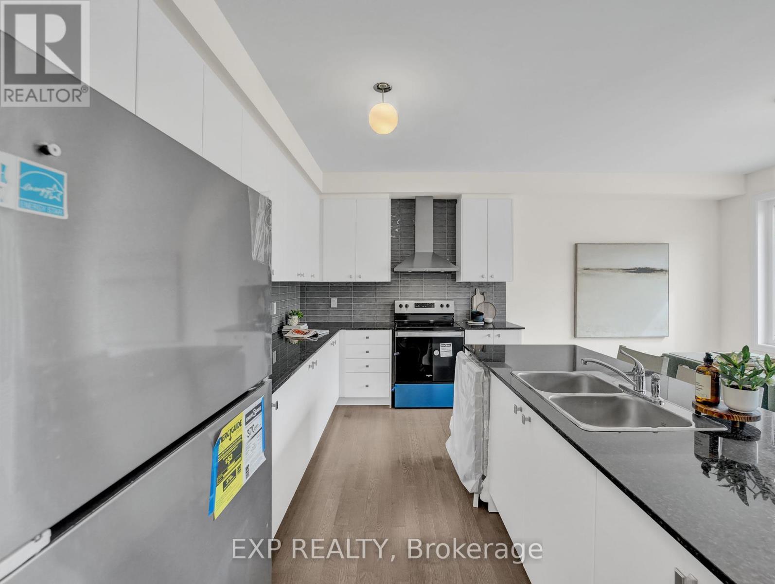 Photo 17 of 795 Apple Terrace, Milton ON