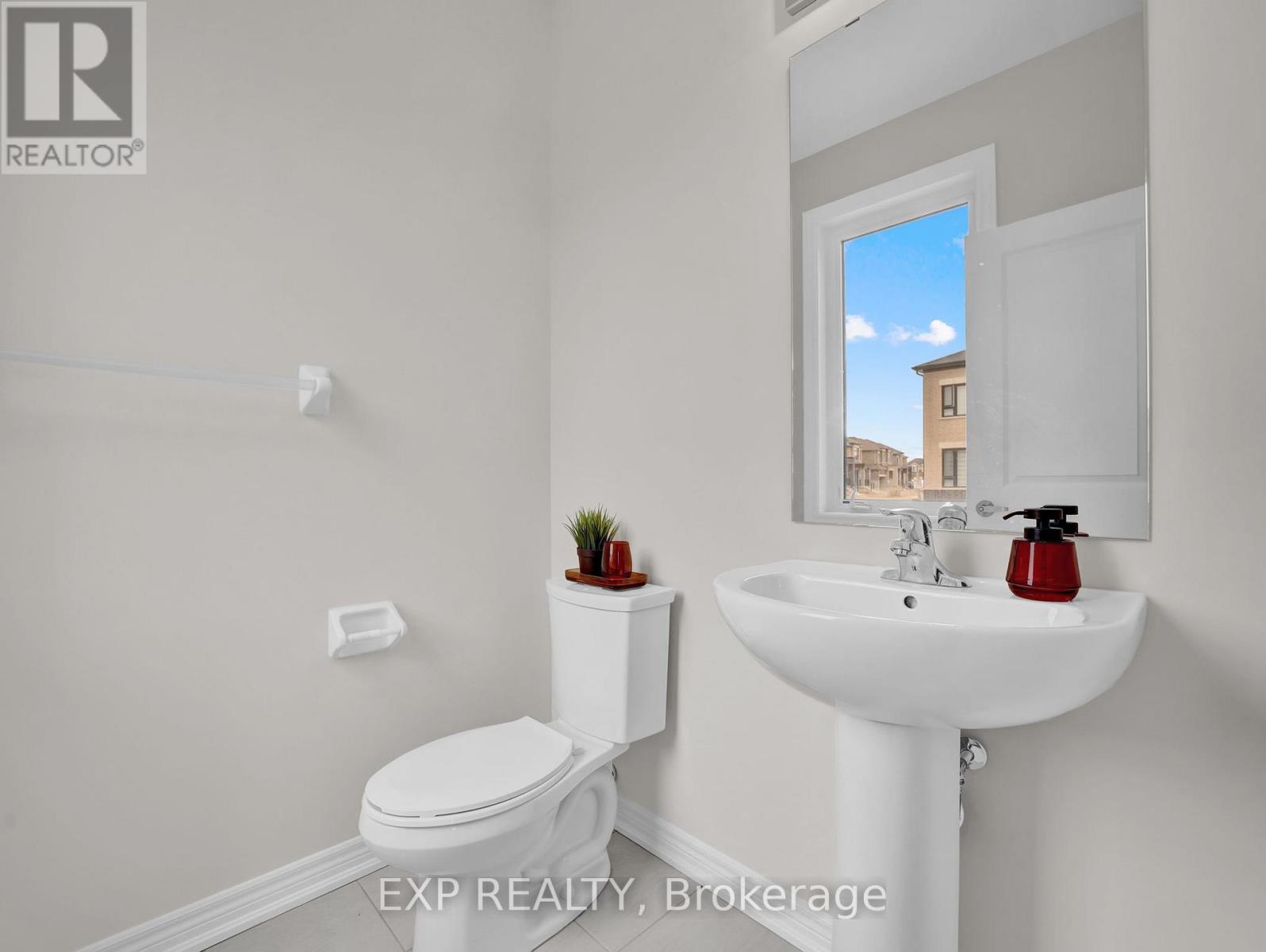 Photo 19 of 795 Apple Terrace, Milton ON