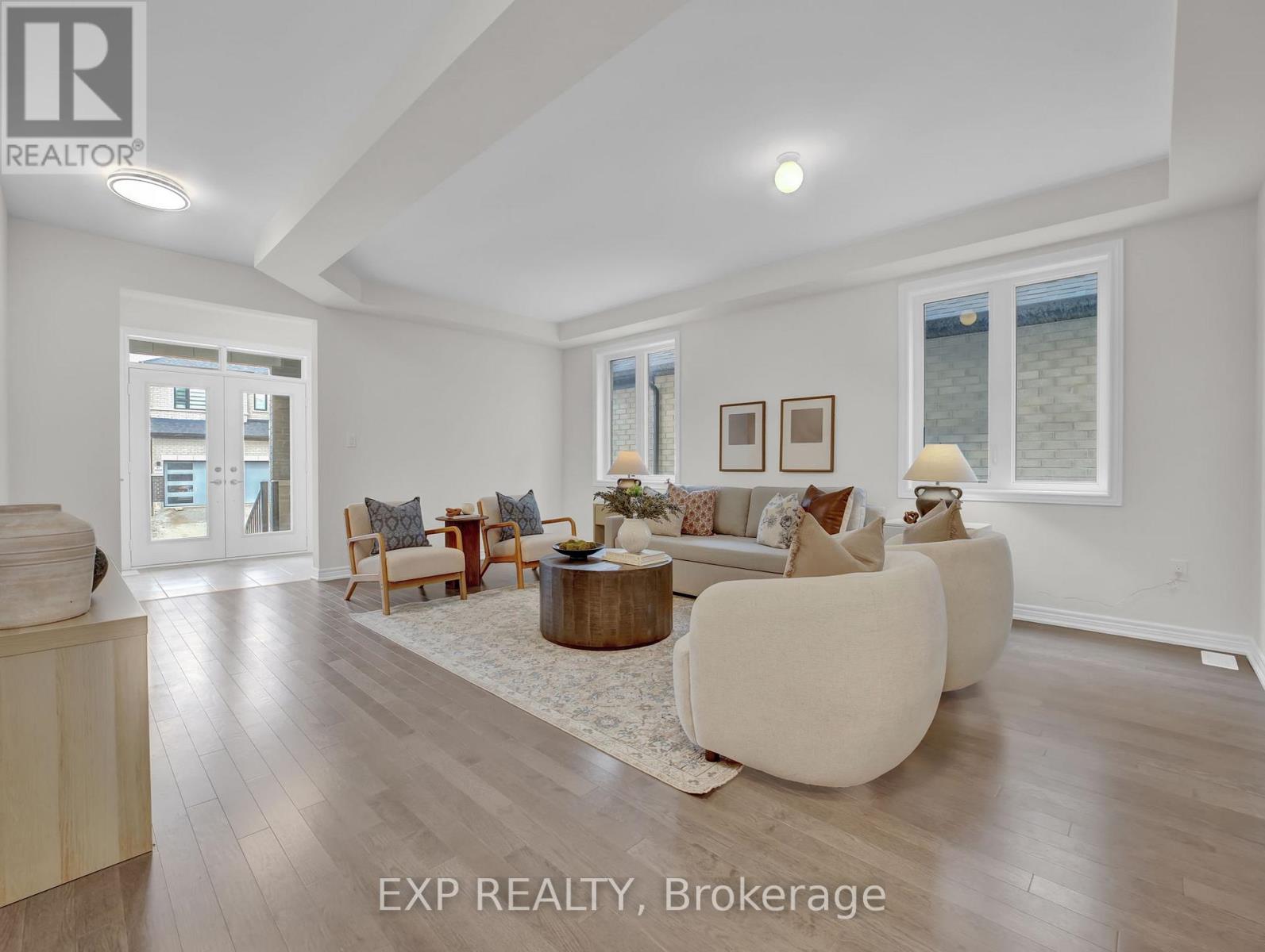 Photo 4 of 795 Apple Terrace, Milton ON