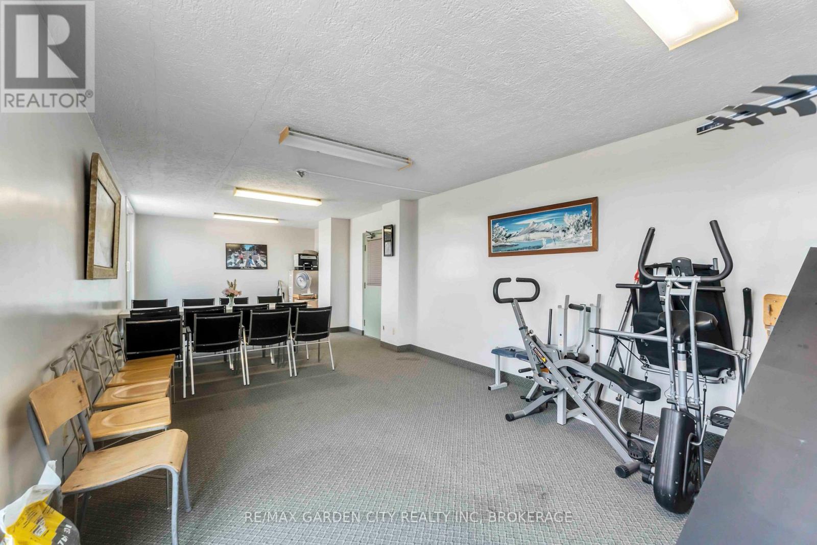 Photo 24 of 202 4692 Crysler Avenue, Niagara Falls ON