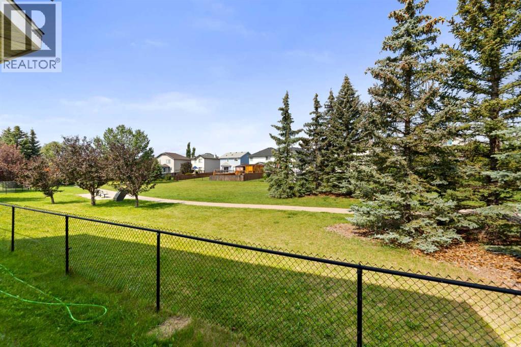 Photo 4 of 7 Country Hills Park Nw, Calgary AB