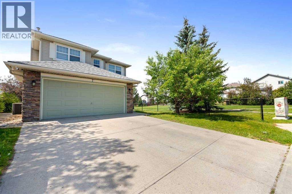 Photo 3 of 7 Country Hills Park Nw, Calgary AB