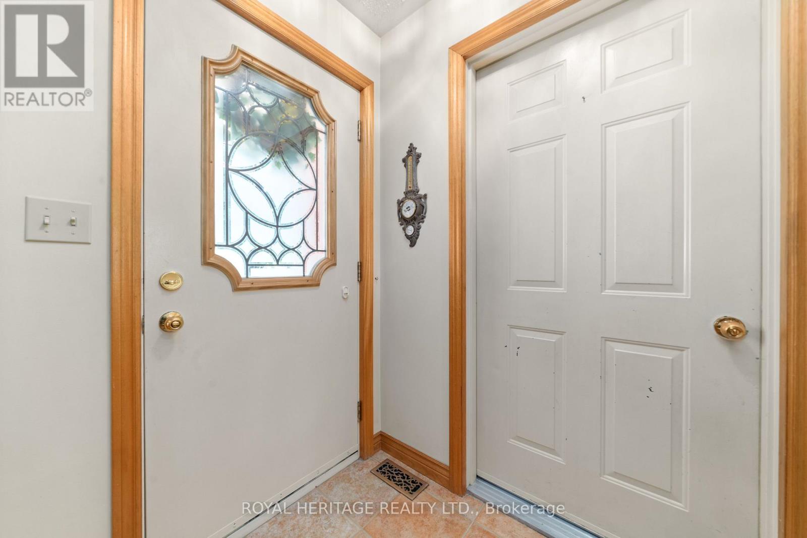 Photo 6 of 15 Iroquois Avenue, Brighton ON
