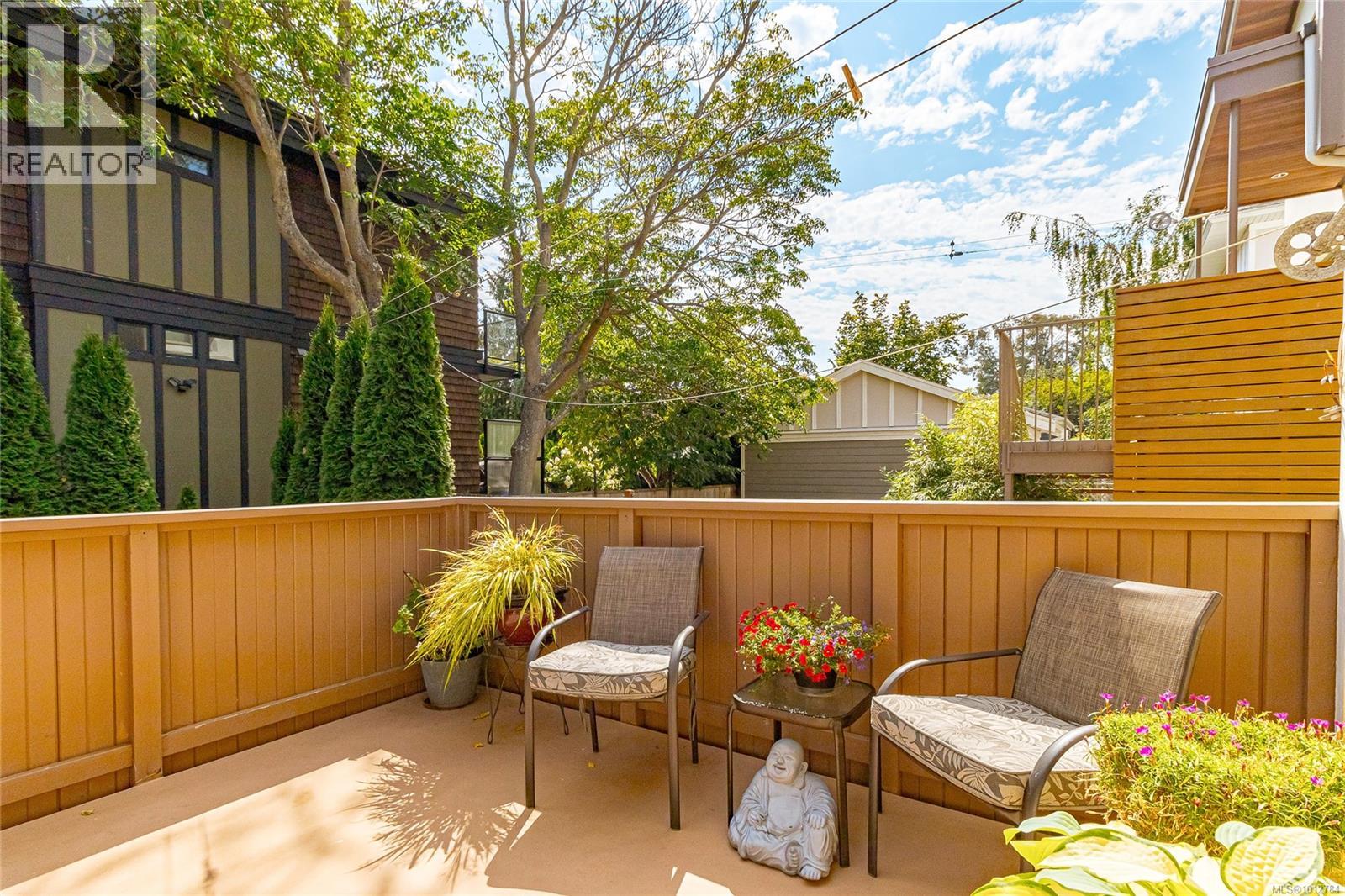 Photo 36 of 241 Montreal St, Victoria BC