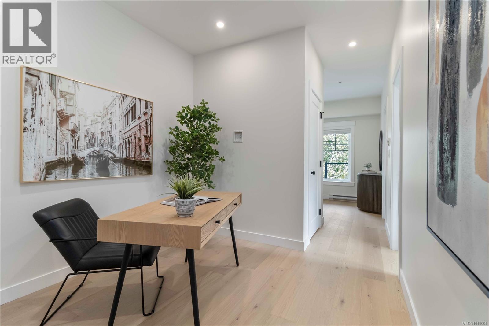 Photo 19 of 6 633 Belton Ave, Victoria BC